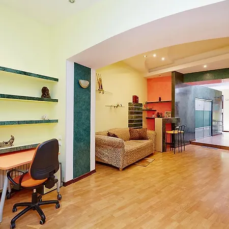 Deribasovskaya With Jacuzzi