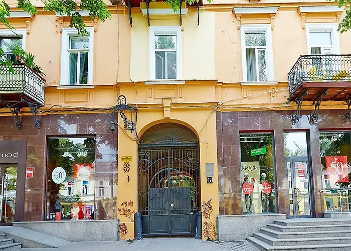 Deribasovskaya With Jacuzzi Odesa